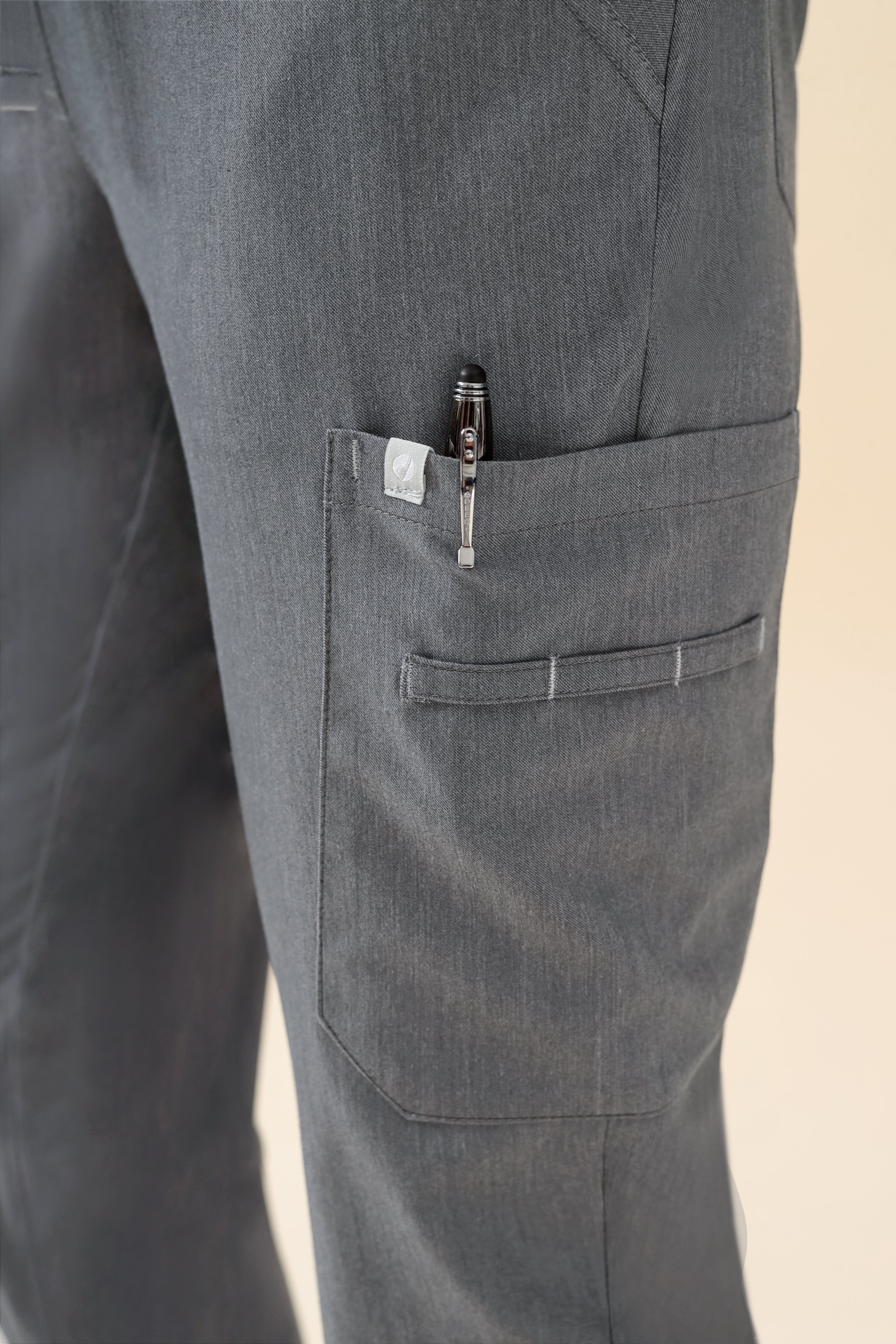 KAERE Hose Damen - gerader Saum Kurzgr. mit Beintaschen grau melange