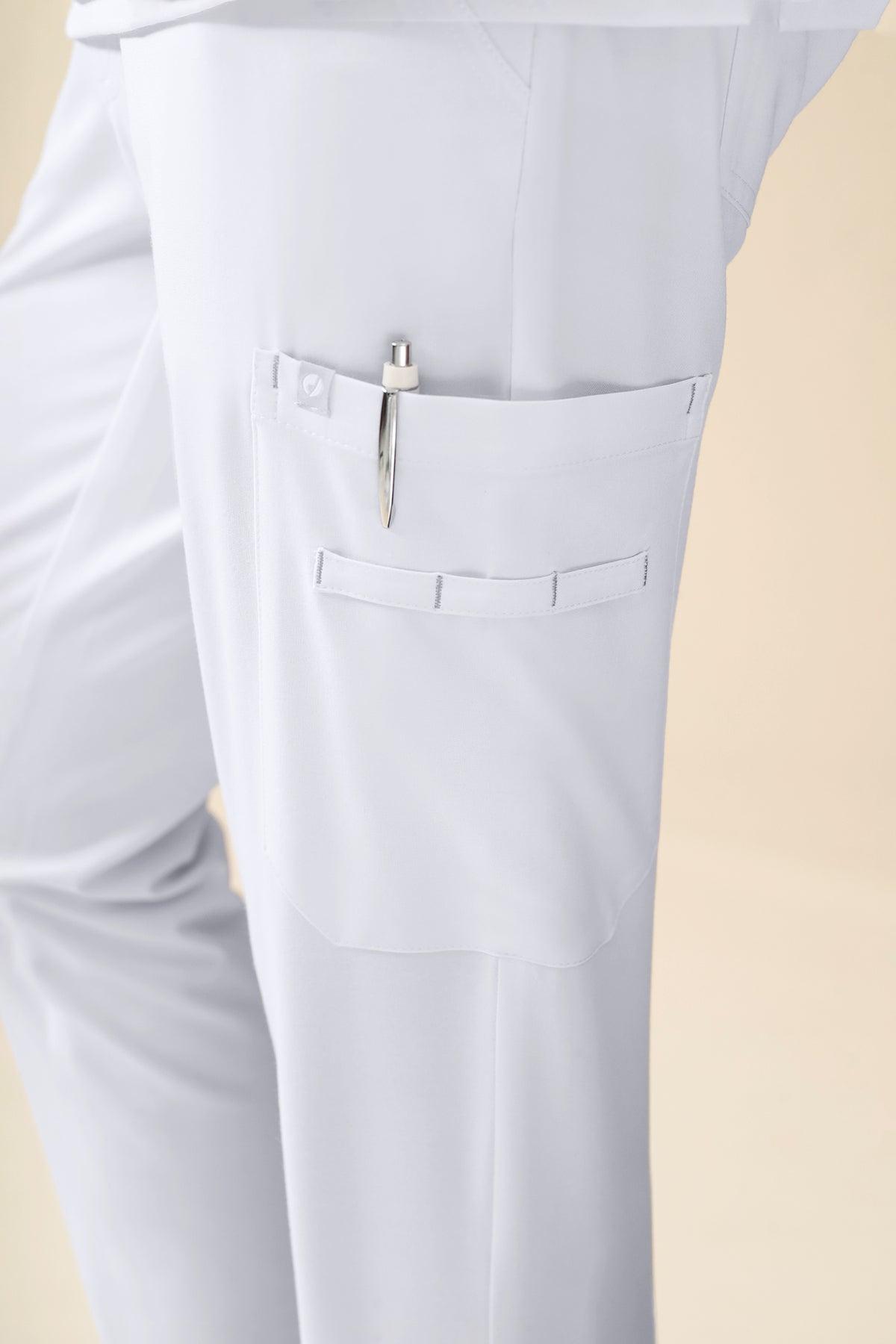 KAERE Hose Herren - gerader Saum mit Beintaschen weiss