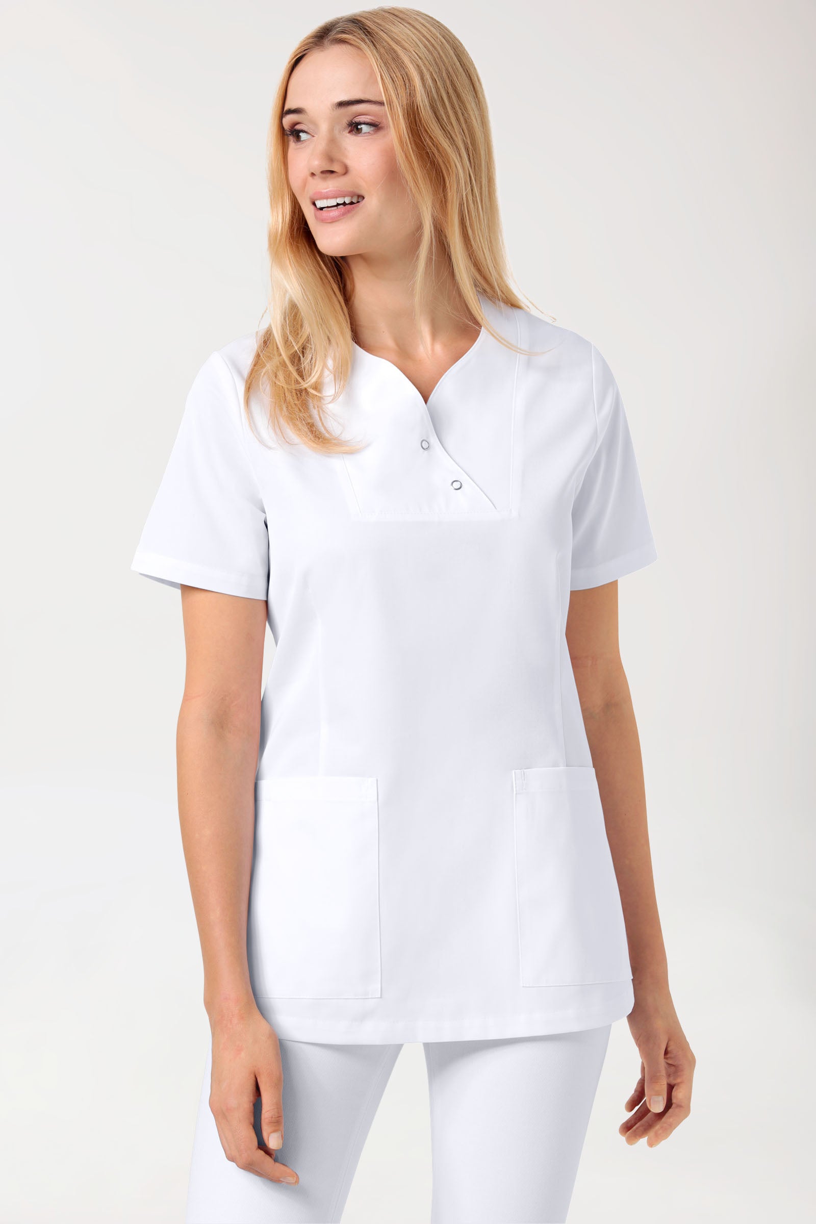 CORE Schlupfkasack Damen curved fit - mit Druckknöpfen weiss, Vorderansicht