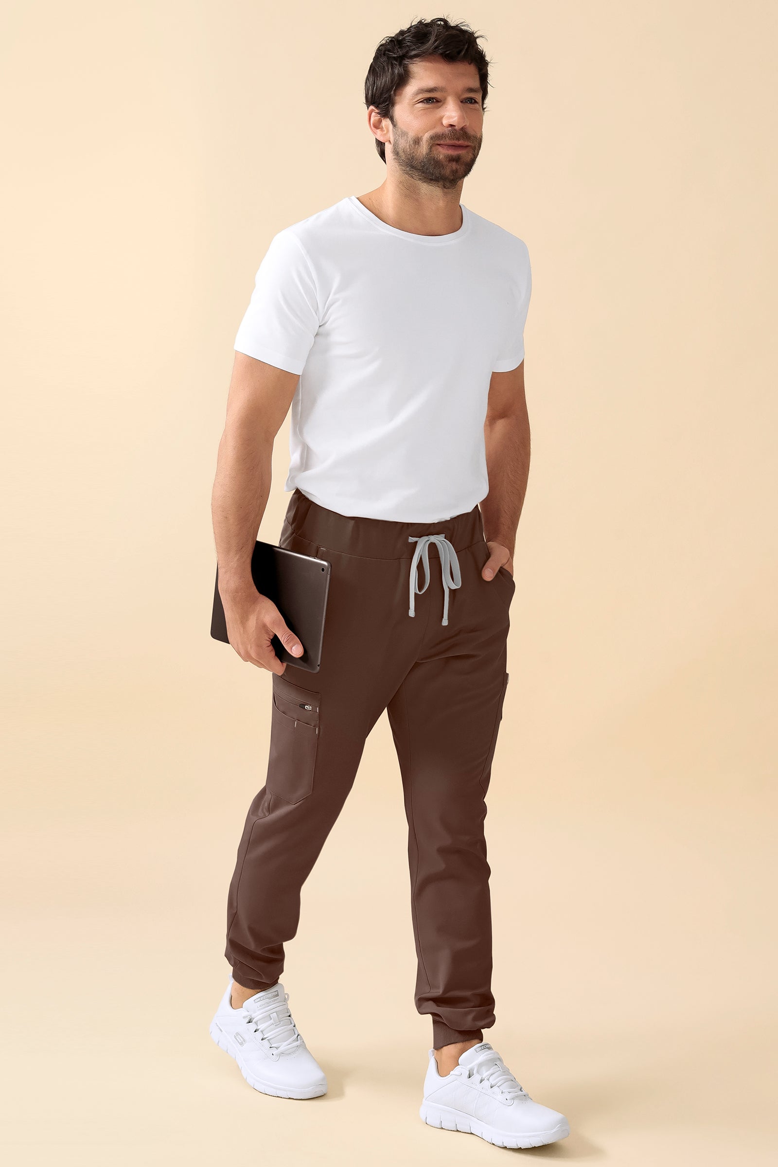 KAERE Hose Herren - Saumbündchen Kurzgr. mit Beintaschen coffee, Vorderansicht