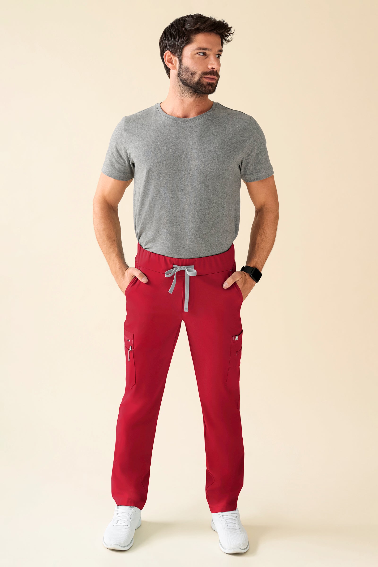 KAERE Hose Herren - gerader Saum Kurzgr. mit Beintaschen rot, Vorderansicht