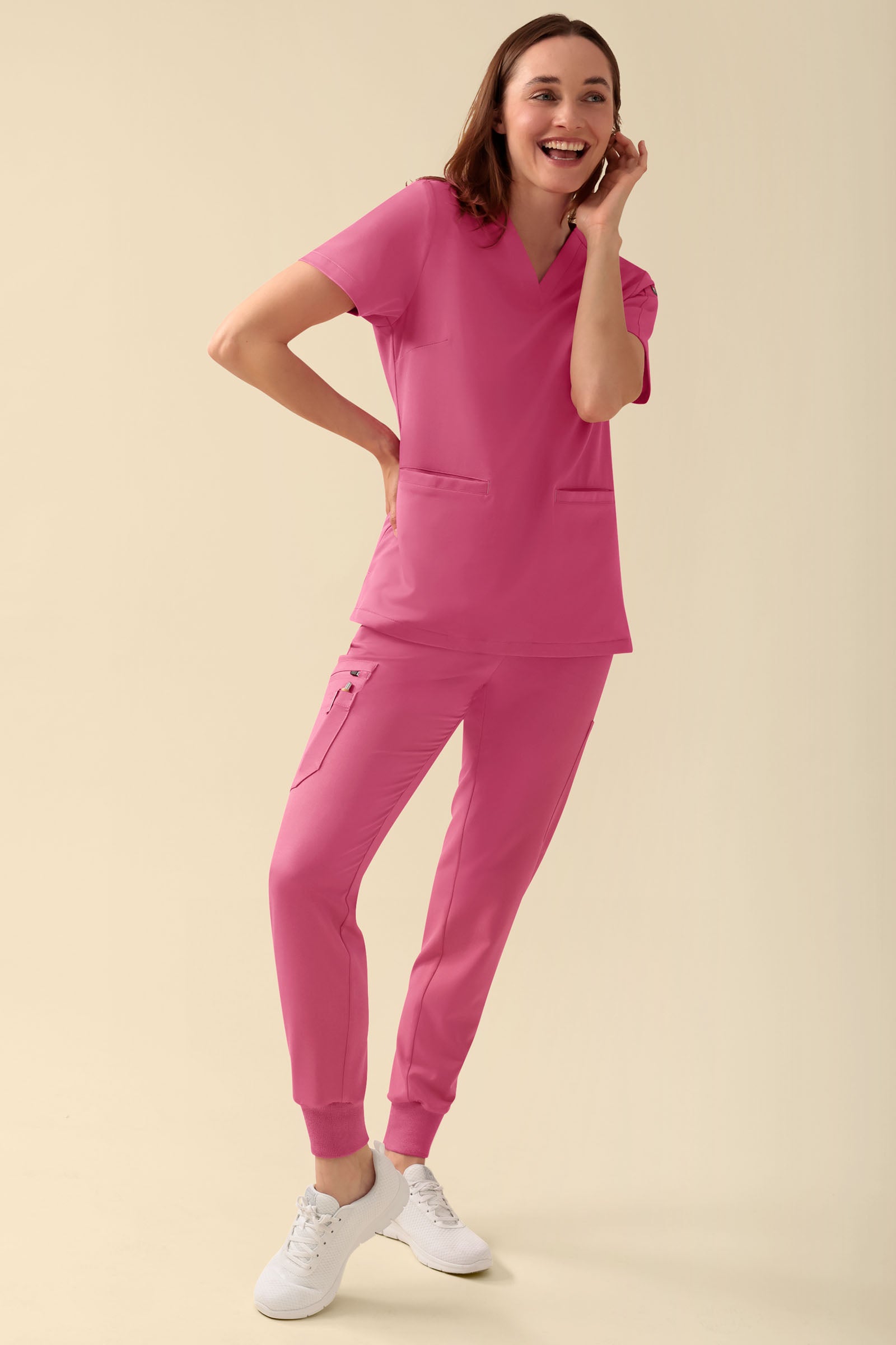 KAERE Schlupfkasack Damen - V-Ausschnitt rosenholz, Vue de face Le mannequin mesure 177 cm et porte la taille S