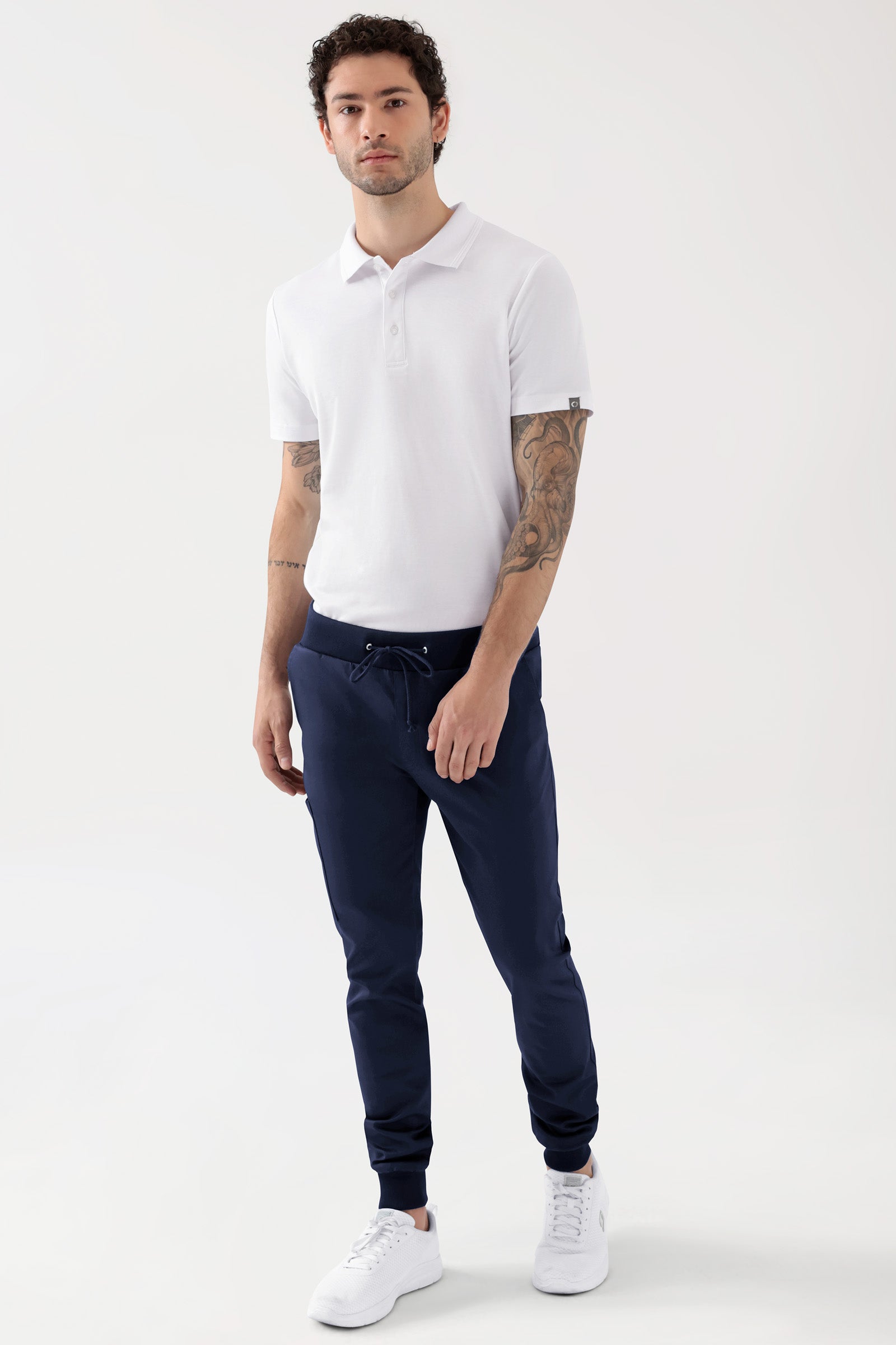 COMFY FLEX Hose Herren - Jogpants navy, Vorderansicht Das Model ist 188 cm gross und trägt Grösse M