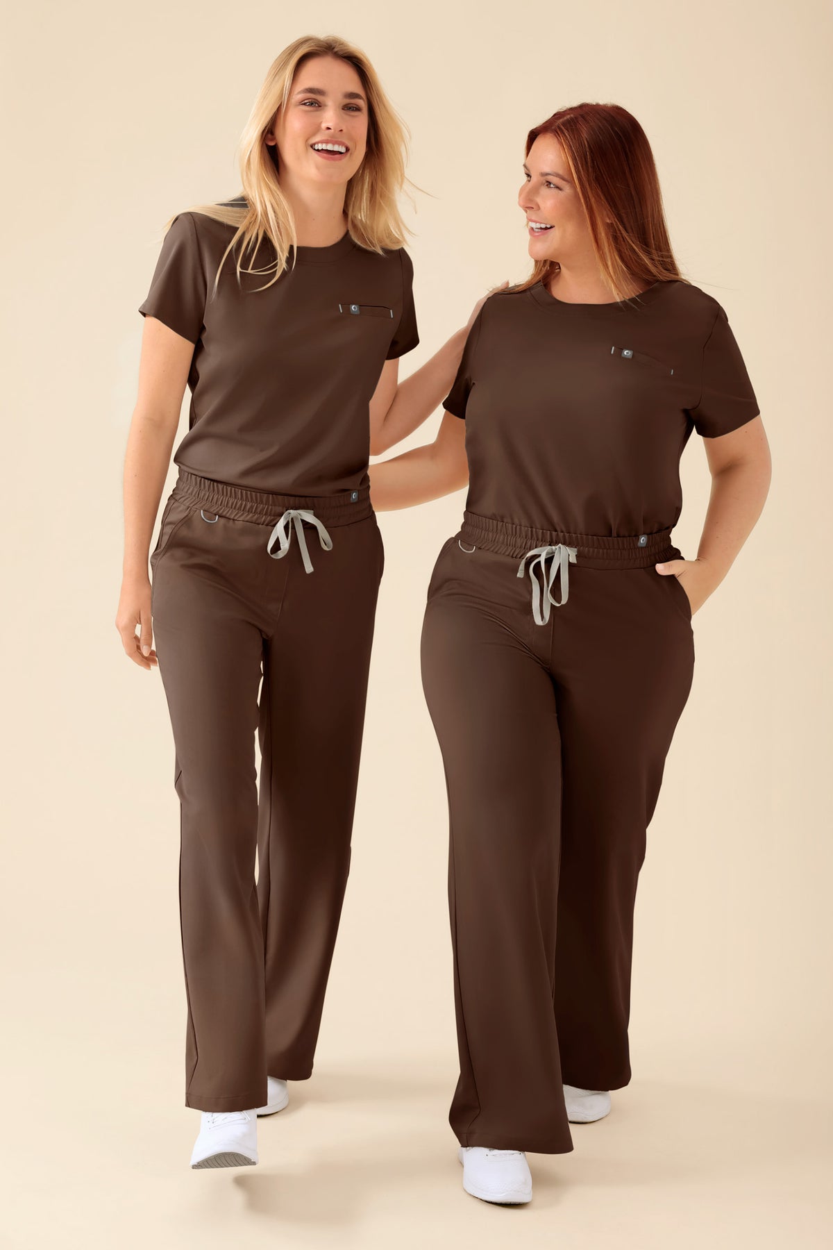 KAERE Shirt Damen - Rundhalsausschnitt coffee, Vue de face