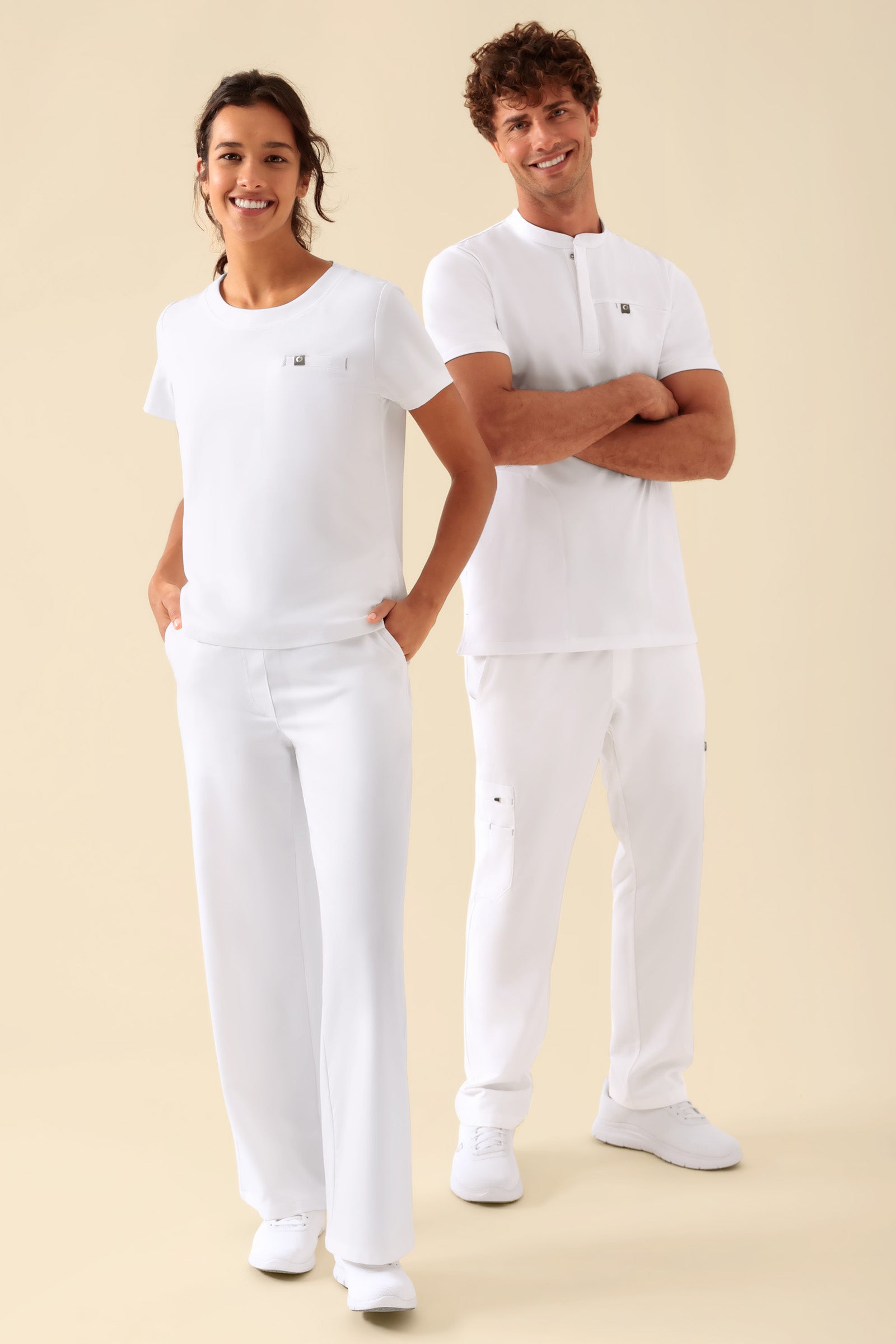 KAERE Shirt Damen - Rundhalsausschnitt weiss, Vorderansicht