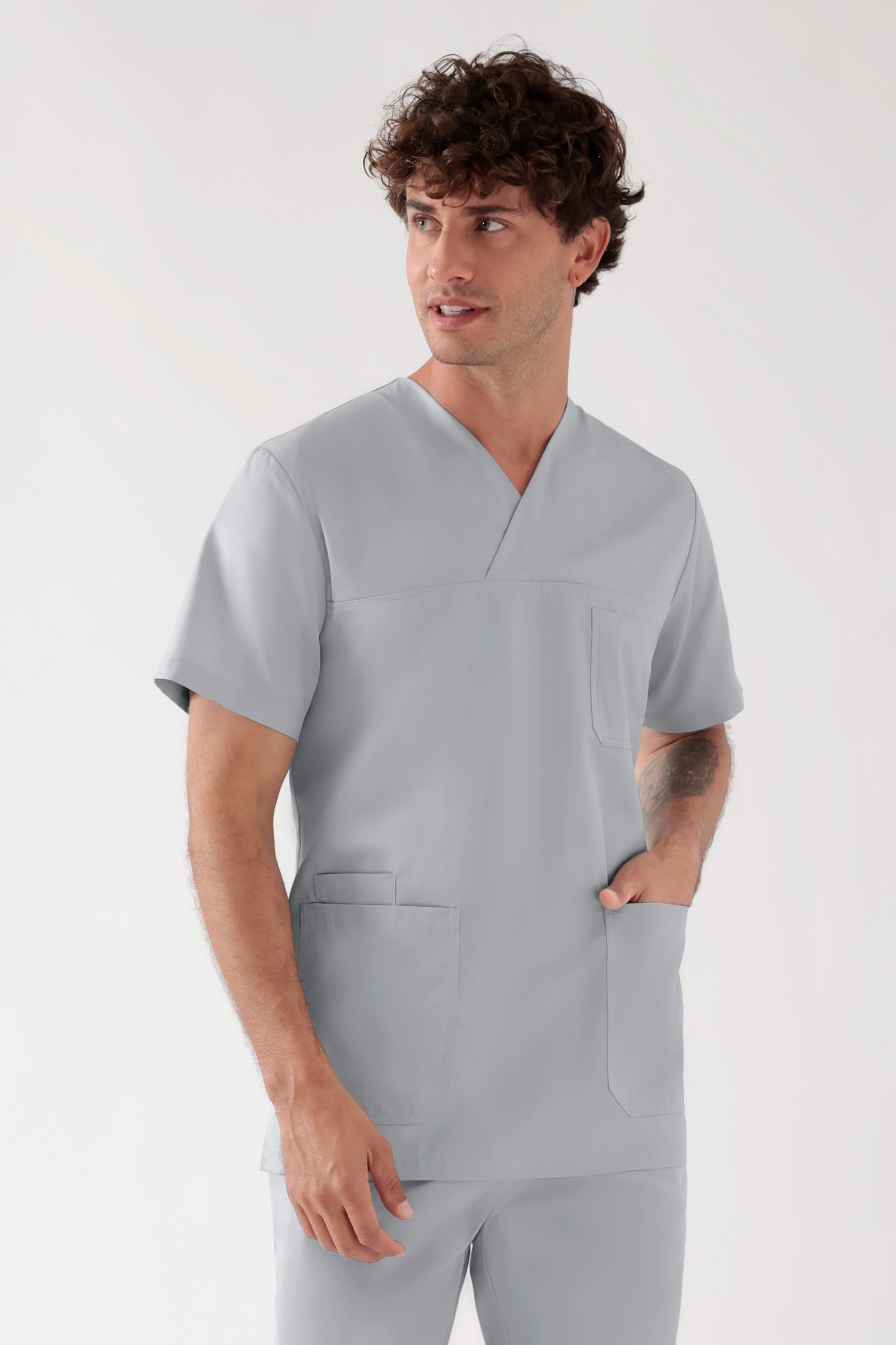 TENCEL™ Schlupfkasack Herren - V-Ausschnitt perlgrau, Vorderansicht