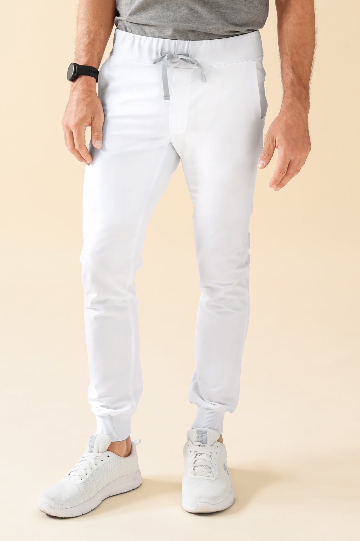 KAERE Hose Herren - Saumbündchen ohne Beintaschen weiss, Vorderansicht