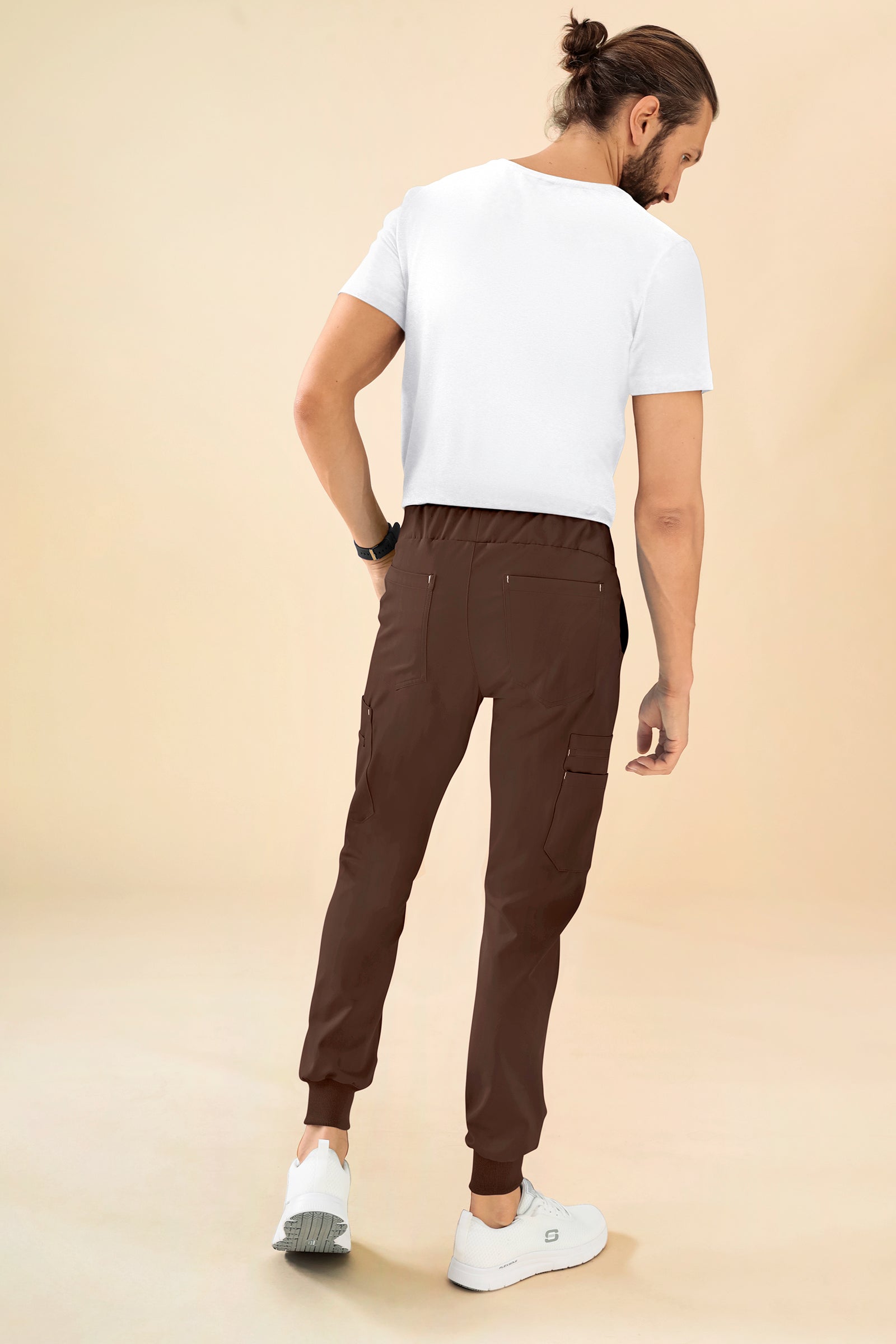 KAERE Hose Herren - Saumbündchen mit Beintaschen coffee, Rückansicht 