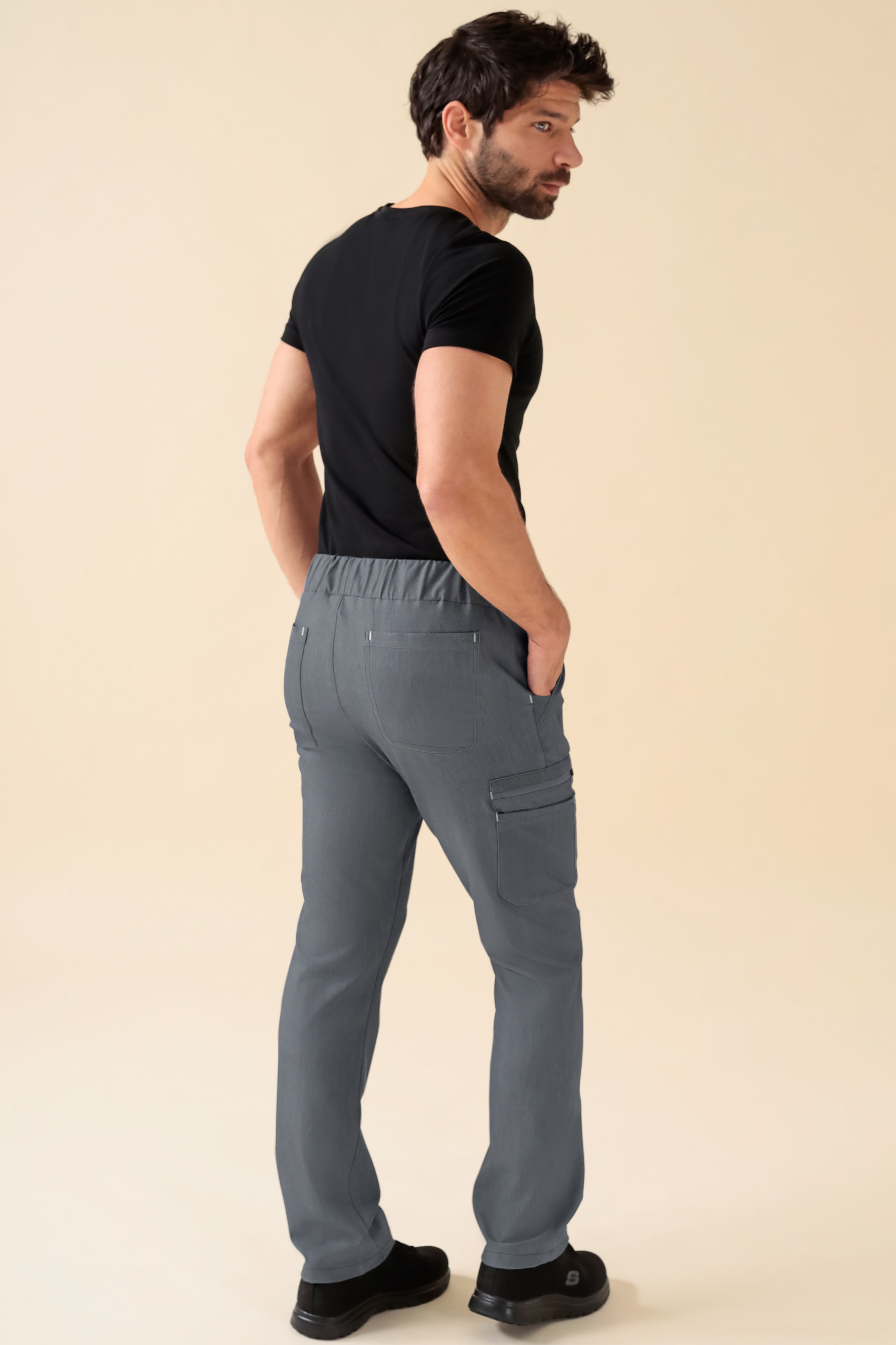KAERE Hose Herren - gerader Saum Kurzgr. mit Beintaschen grau melange, Rückansicht 