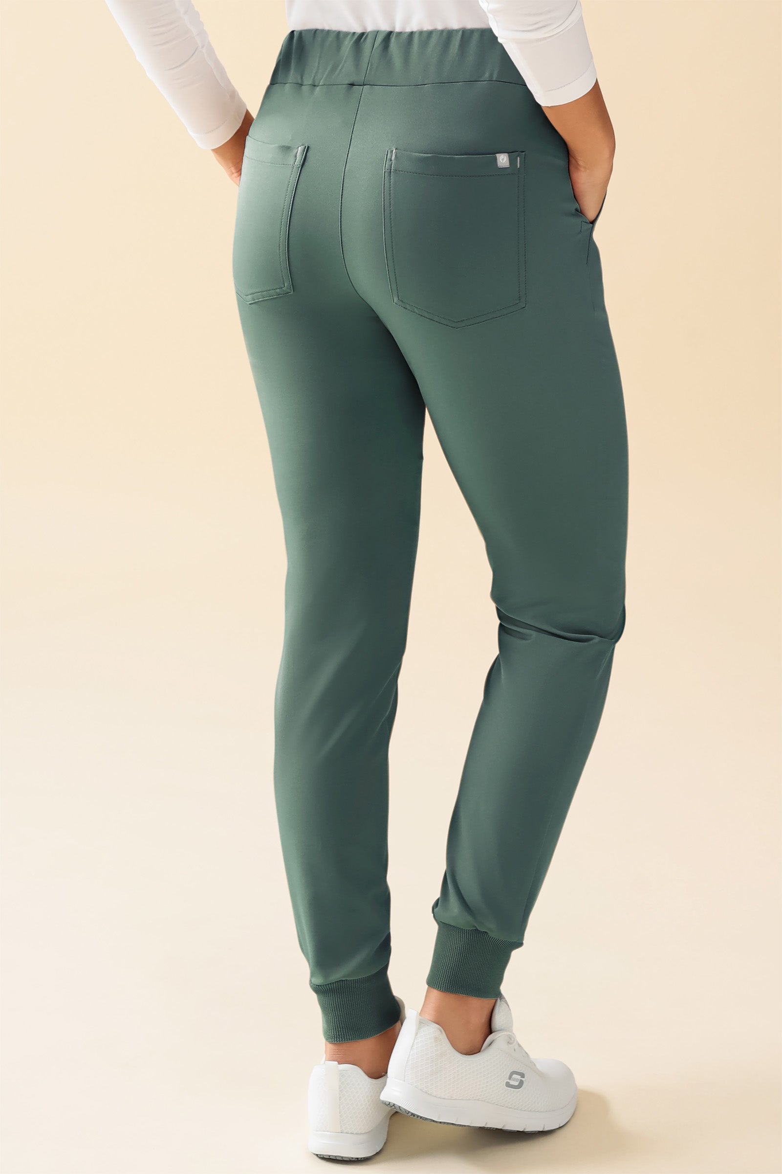 KAERE Hose Damen - Saumbündchen ohne Beintaschen dunkelgrün, Rückansicht 
