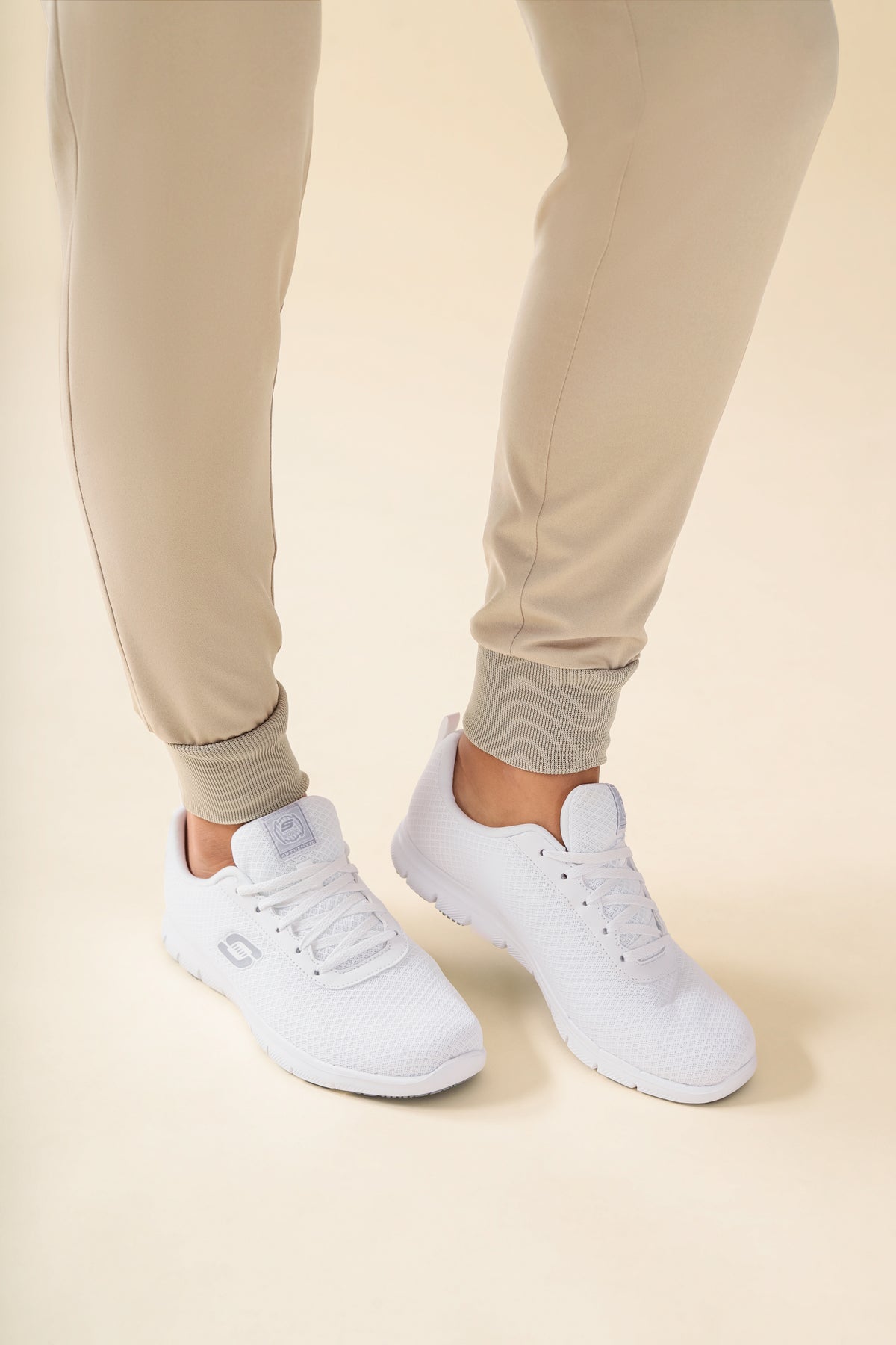 KAERE Hose Damen - Saumbündchen Kurzgr. ohne Beintaschen sand