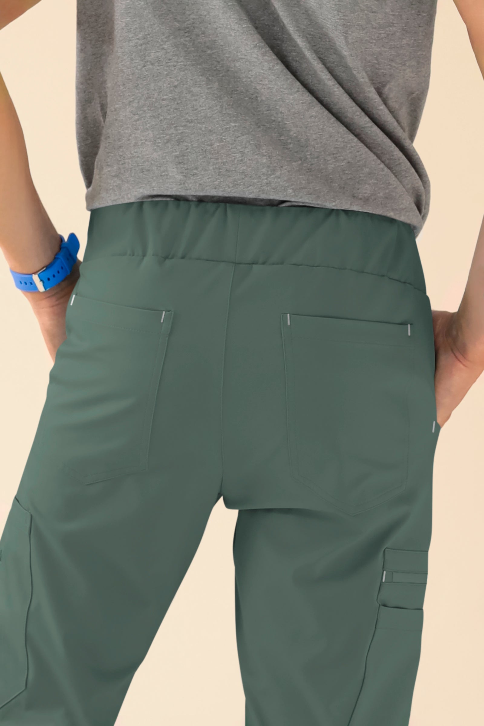 KAERE Hose Herren - Saumbündchen mit Beintaschen dunkelgrün