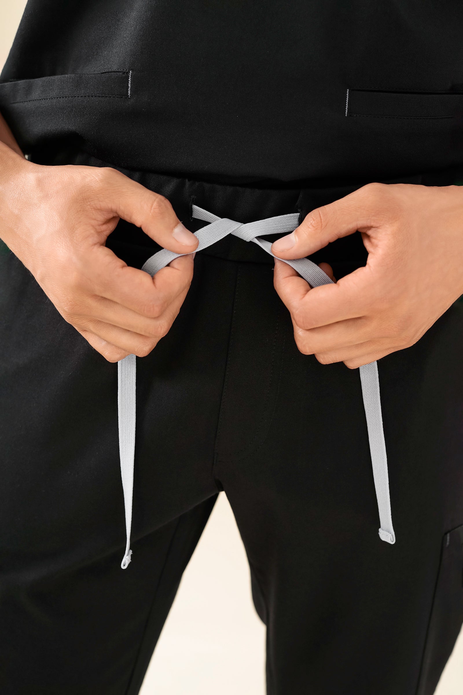 KAERE Hose Herren - gerader Saum Kurzgr. mit Beintaschen schwarz