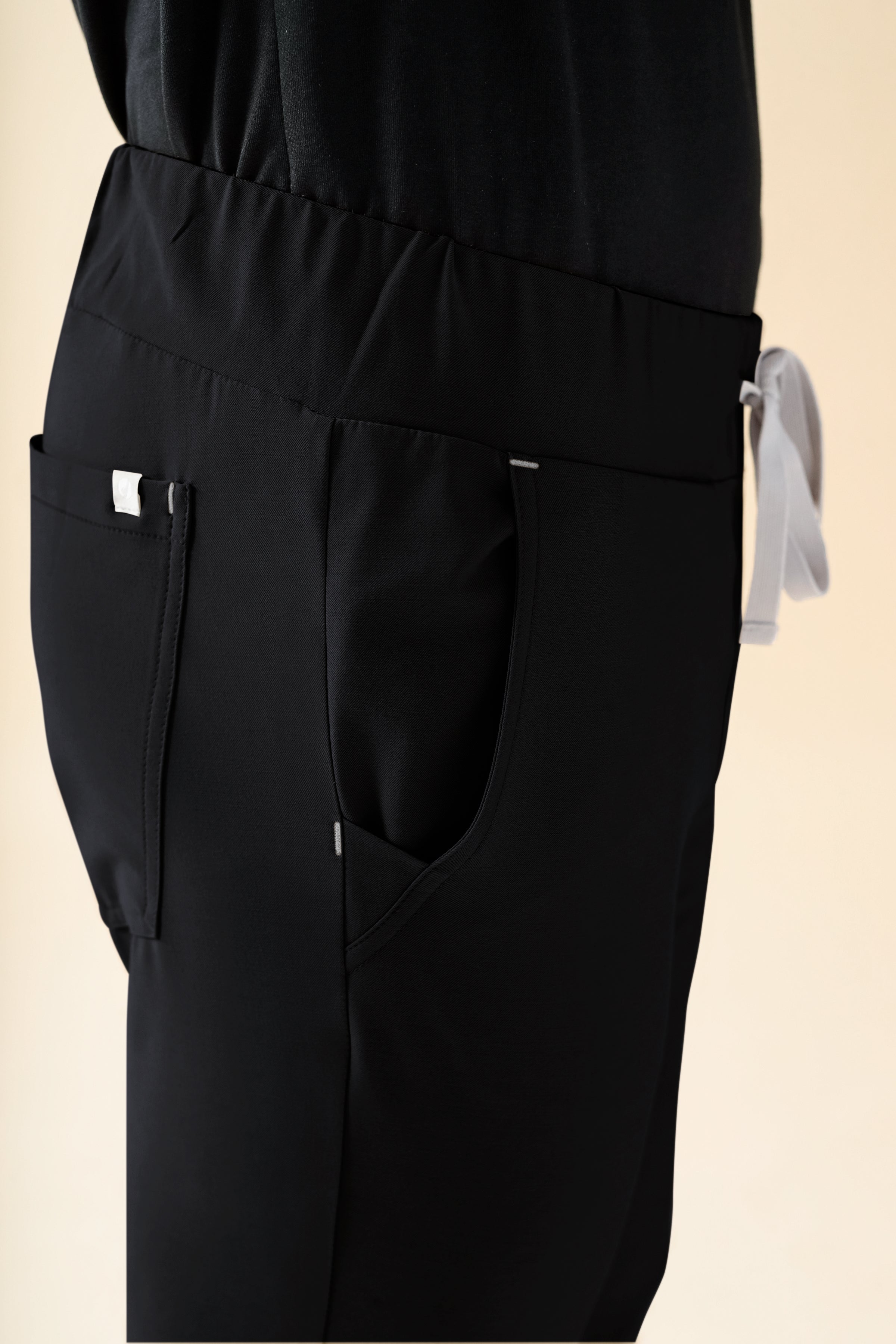 KAERE Hose Herren - Saumbündchen ohne Beintaschen schwarz