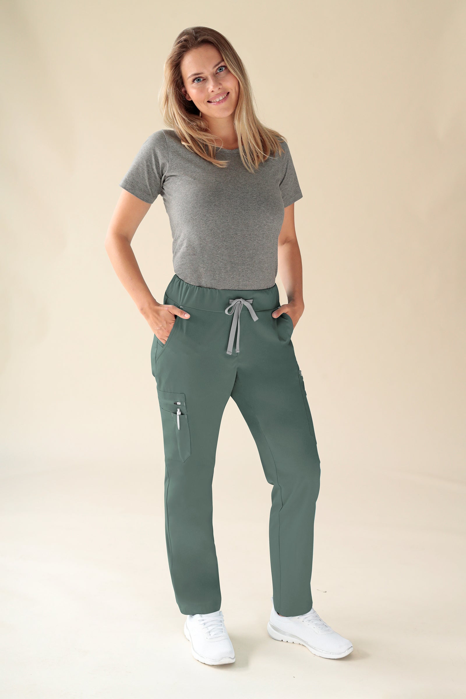 KAERE Hose Damen - gerader Saum Kurzgr. mit Beintaschen dunkelgrün, Vue de face 