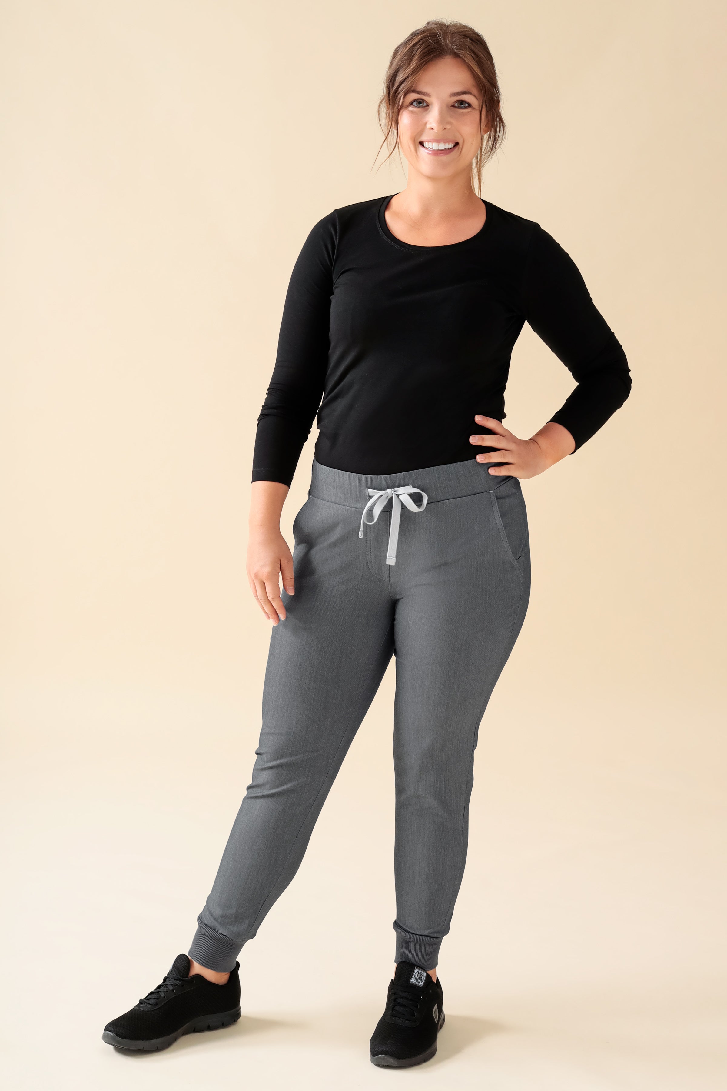 KAERE Hose Damen - Saumbündchen Kurzgr. ohne Beintaschen grau melange, Vorderansicht 