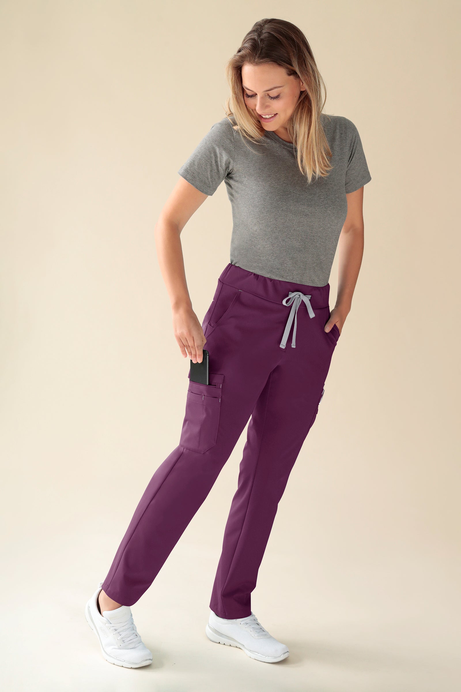 KAERE Hose Damen - gerader Saum Kurzgr. mit Beintaschen pflaume, Vorderansicht 