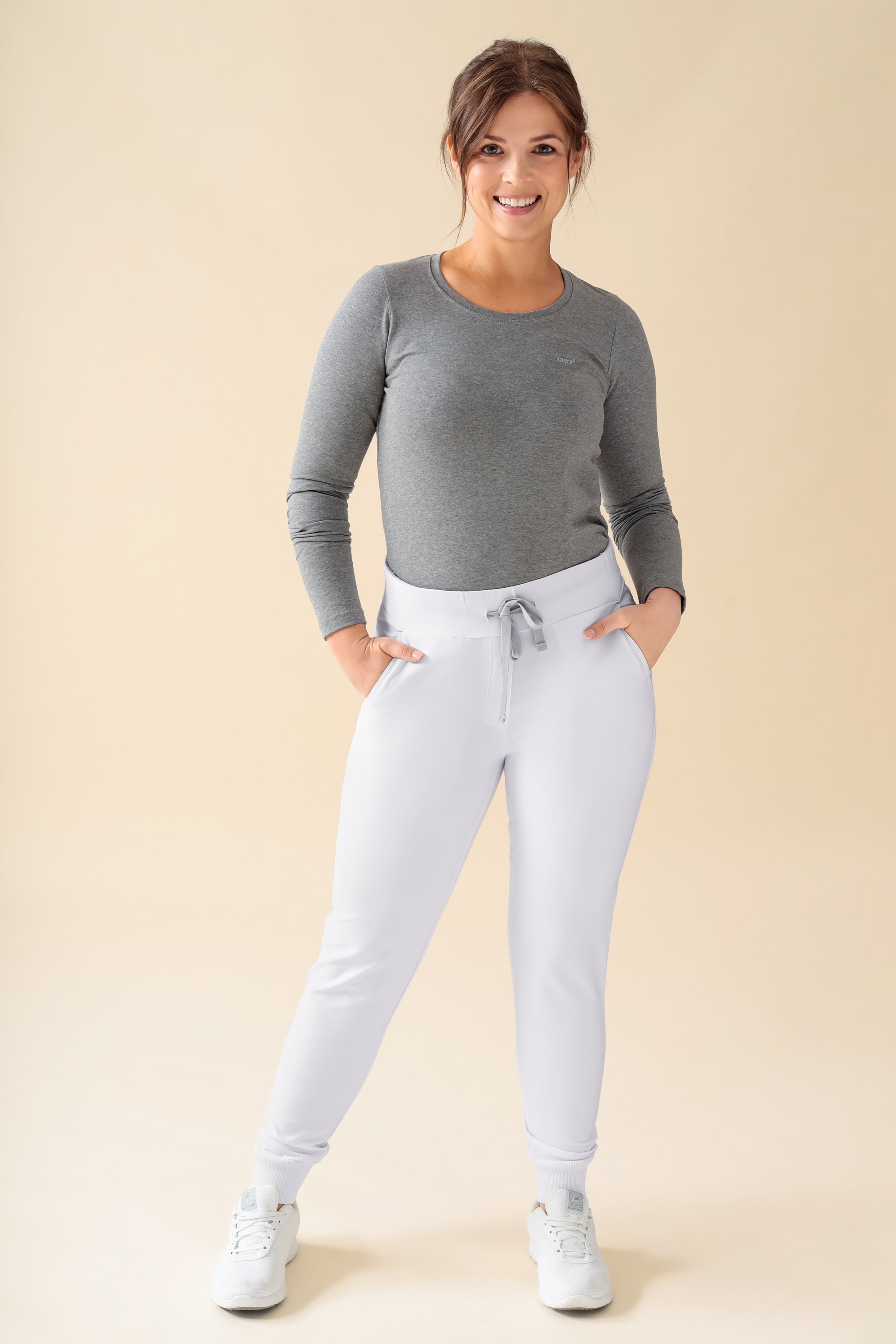 KAERE Hose Damen - Saumbündchen Kurzgr. ohne Beintaschen weiss, Vorderansicht 