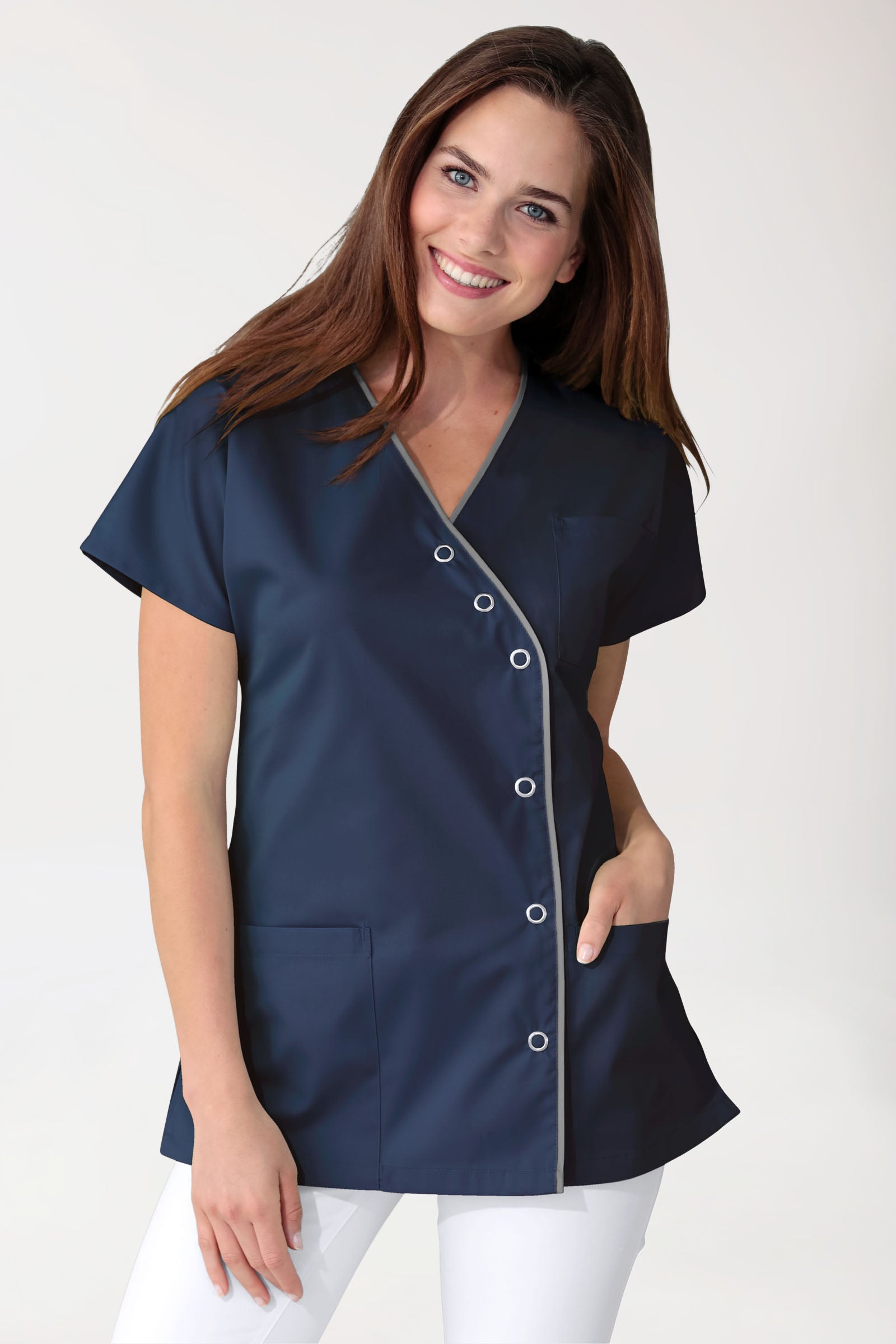 Beauty Kasack Damen - asymmetrische Druckknopfleiste navy/grau, Vorderansicht 
