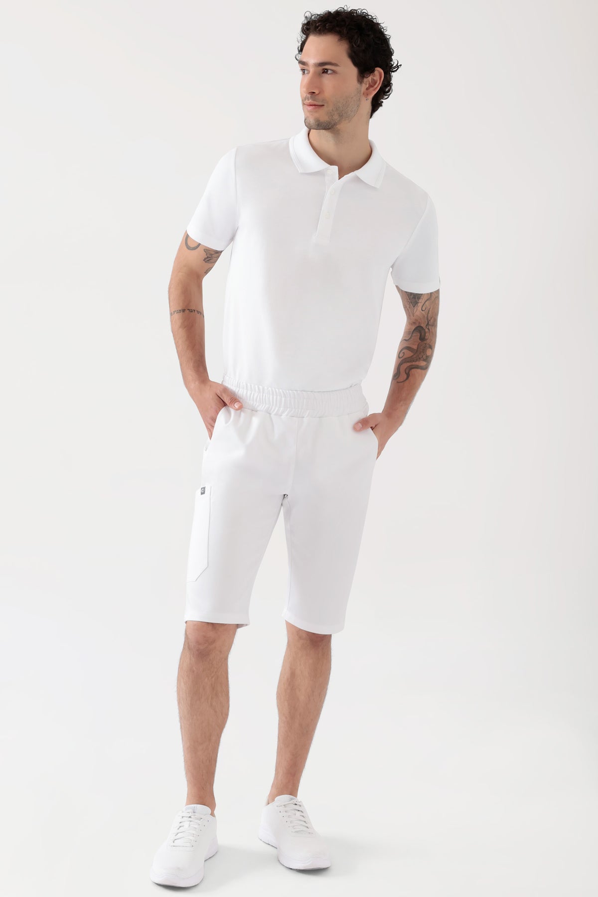 COMFY FLEX Stretch Hose Unisex - Bermuda weiss, Vue de face Le mannequin mesure 188 cm et porte la taille M