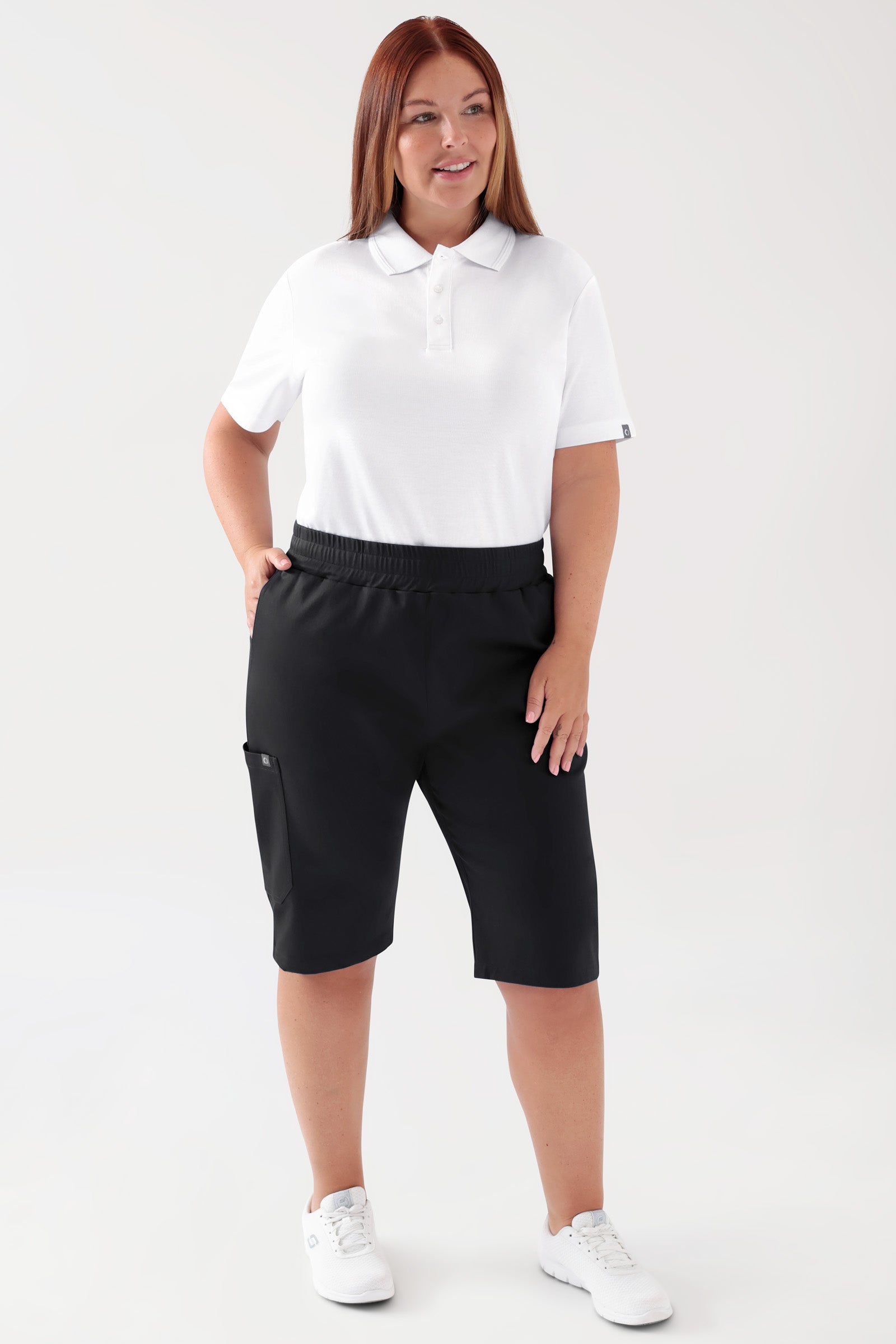 COMFY FLEX Stretch Hose Unisex - Bermuda schwarz, Vorderansicht Das Model ist 173 cm gross und trägt Grösse L