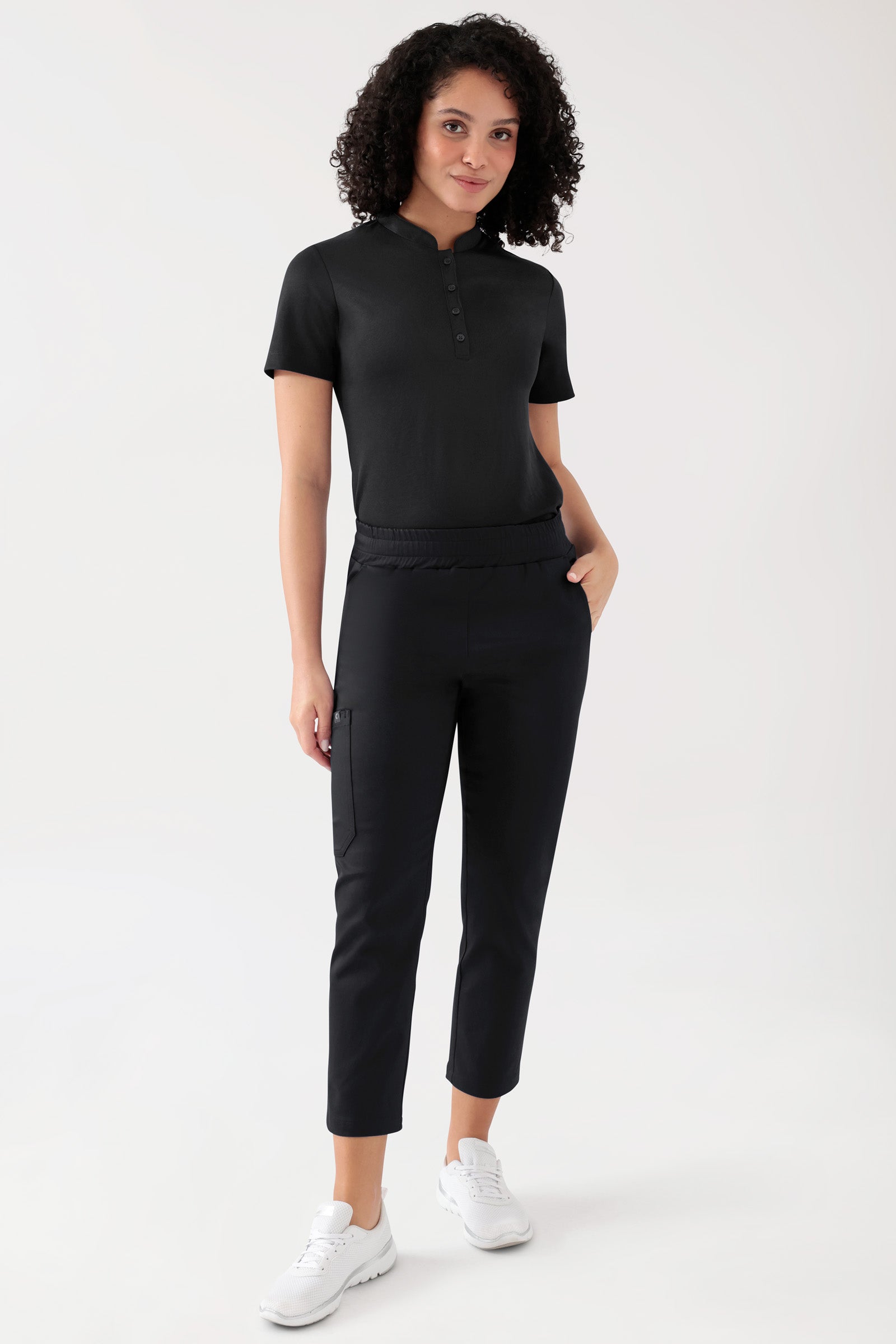 COMFY FLEX Stretch Hose Unisex - 7/8 Länge schwarz, Vorderansicht Das Model ist 176 cm gross und trägt Grösse S