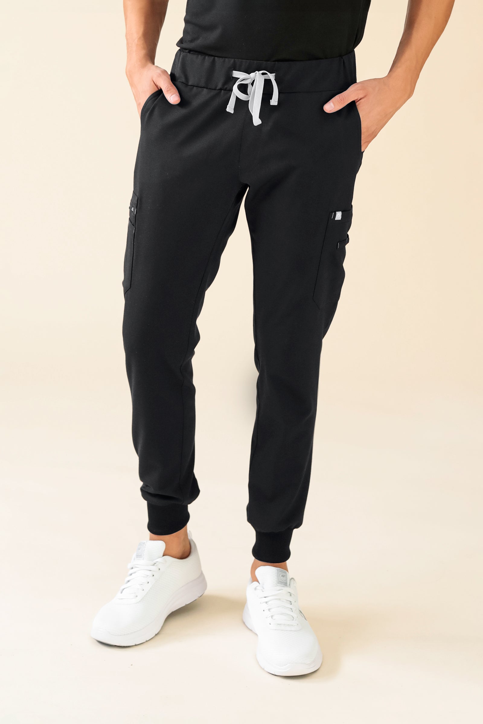 KAERE Hose Herren - Saumbündchen mit Beintaschen schwarz, Vue de face 
