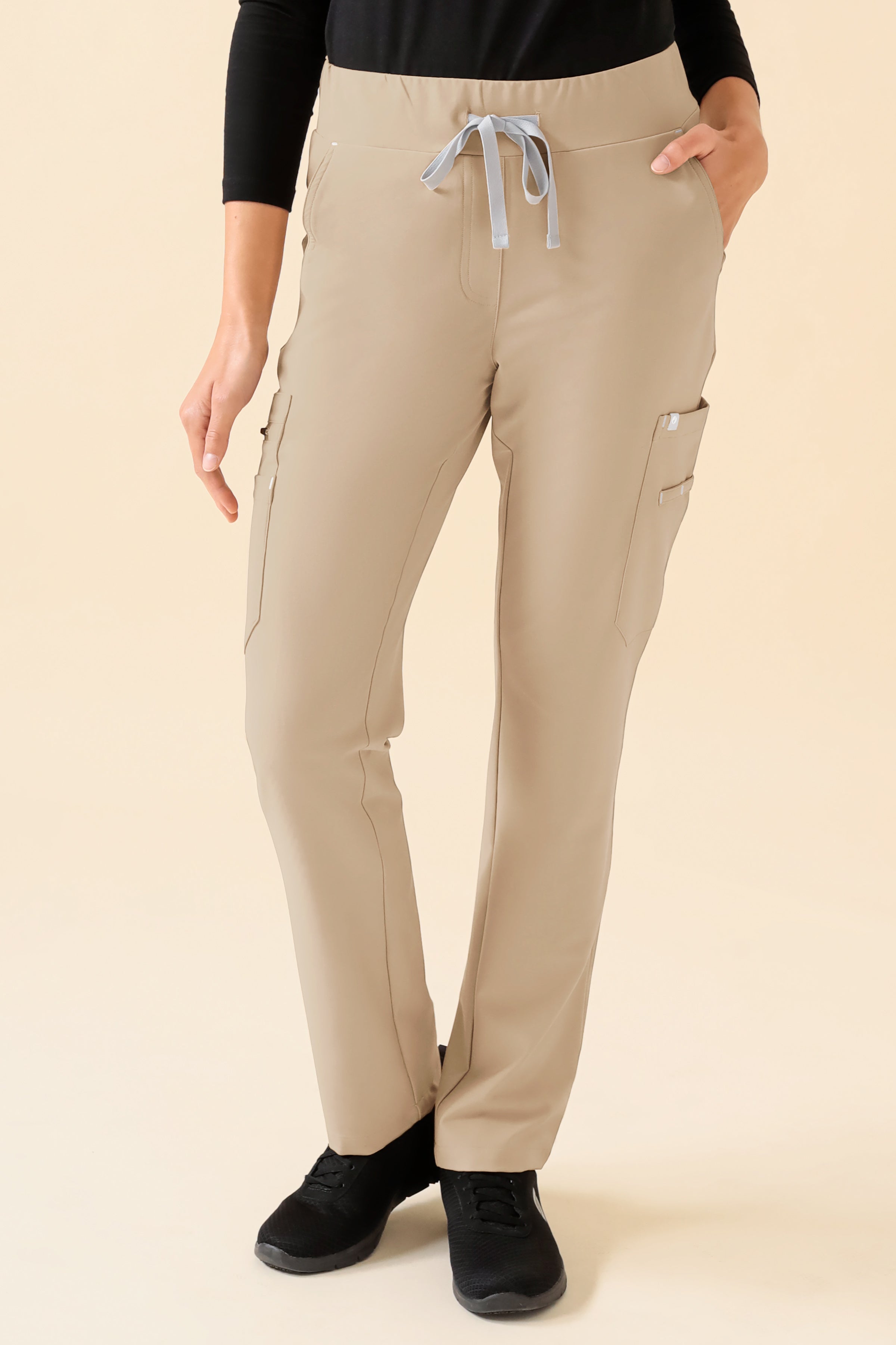 KAERE Hose Damen - gerader Saum mit Beintaschen sand, Vorderansicht 
